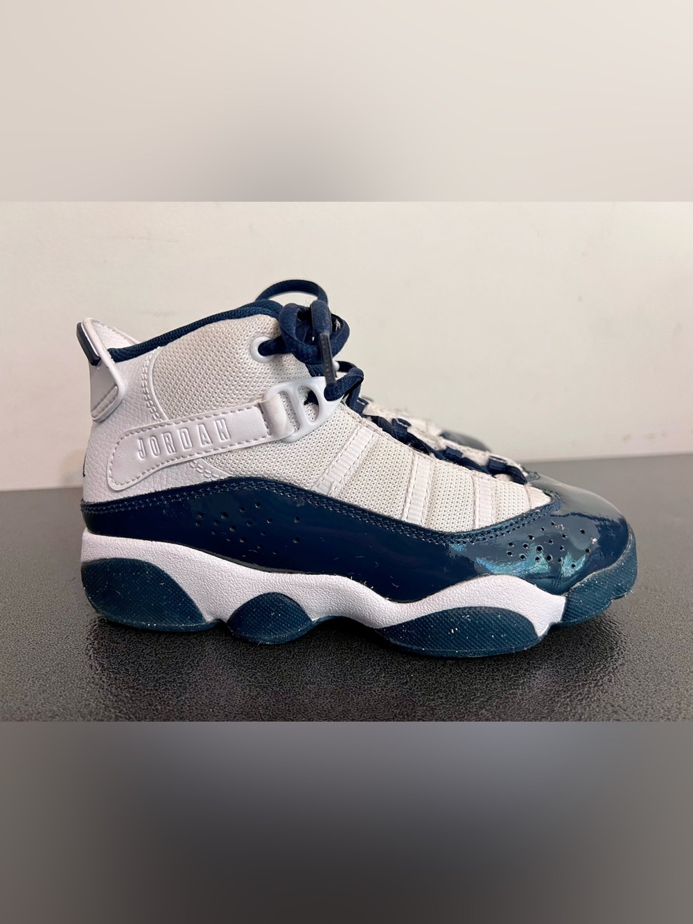 🔥 Jordan 6 Rings White & Navy Blue – Kids Size 1Y – Like New 🔥